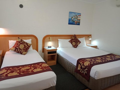 Espana Motel - Holiday Cairns 3