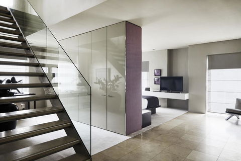 Establishment Hotel - Holiday Cairns 2