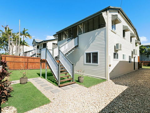 Estilo Bed And Breakfast - Holiday Cairns 2