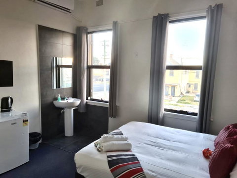 Exchange Hotel Goulburn - Holiday Cairns 2