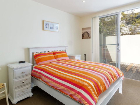 Executive Garden Apartment - Holiday Cairns 3