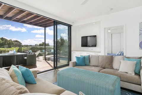 Fabulous Home - Families Only - Holiday Cairns 3