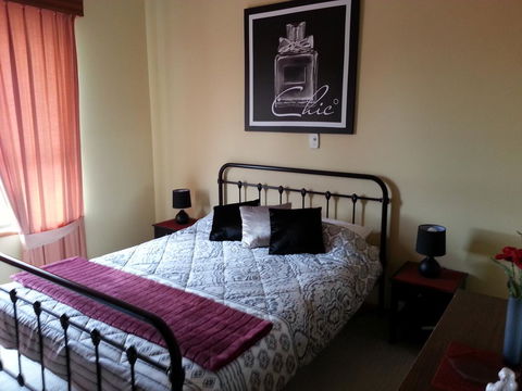 Fancy Moonta Bay - Holiday Cairns 1