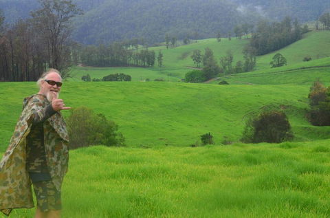 Farm Golf - Holiday Cairns 1