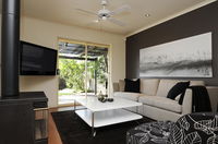 Book Burnside Accommodation Vacations Holiday Cairns Holiday Cairns