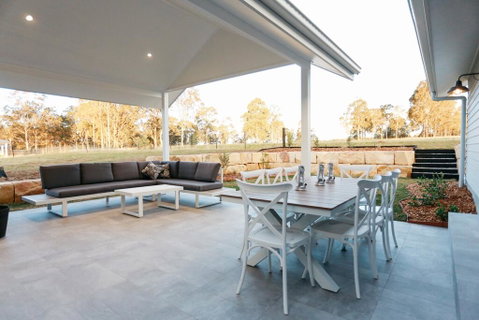 Figtree House - Holiday Cairns 1