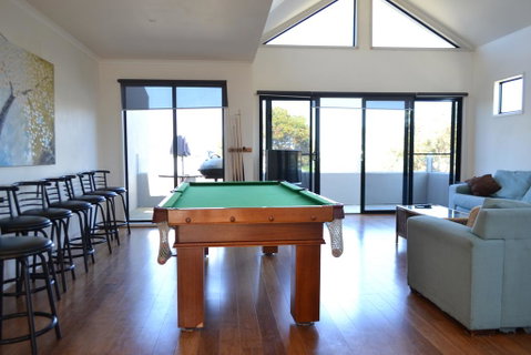Fischer Torquay By Gold Star Stays - Holiday Cairns 2