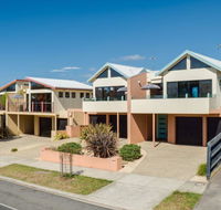 Fischer Torquay by Gold Star Stays - Holiday Cairns