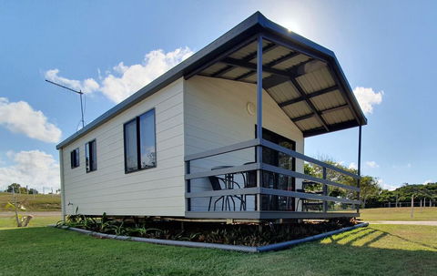 Fisherman's Beach Holiday Park - Holiday Cairns 1