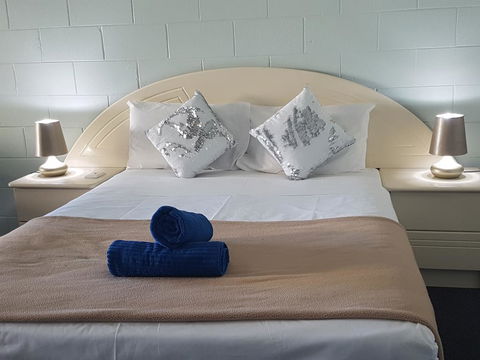 Fitzroy Motor Inn - Holiday Cairns 3