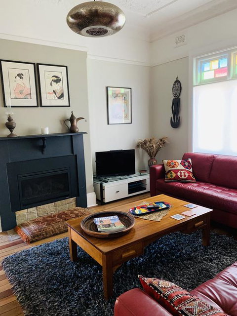 Frangipani House Cooks Hill - Holiday Cairns 3