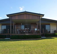 Fraser Views bed and breakfast - Holiday Cairns