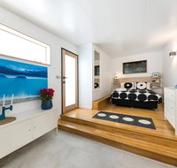 Fremantle Swan River Studio - Holiday Cairns