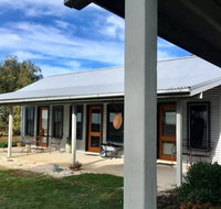 French Island Cottage - Holiday Cairns