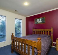 galahonest seabrook house west melbourne - Holiday Cairns
