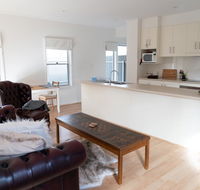 Gawler Townhouse 1 Bedroom - Holiday Cairns