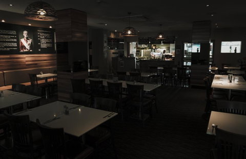 General Roberts Hotel - Holiday Cairns 0