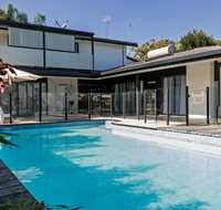 Gold HomeBroadBeach Gold Coast - Holiday Cairns