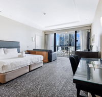 Gold Tower Private Deluxe King Room - Holiday Cairns