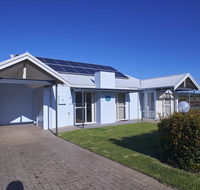 Golf and Beach Retreat - Holiday Cairns