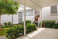 Gorgeous Cottage Close to the City