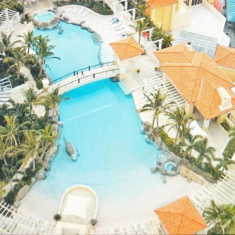 Gorgeous Riverview Apartment. Chevron Renaissance - Holiday Cairns 3
