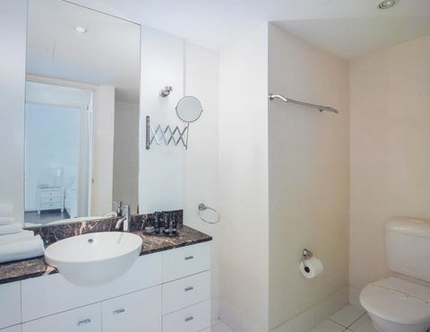 Gorgeous Riverview Apartment. Chevron Renaissance - Holiday Cairns 2