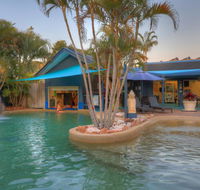 Grange Resort Hervey Bay - Holiday Cairns