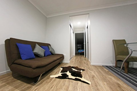 Granny Flat Next To Golf Course - Holiday Cairns 3