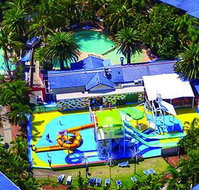 Ground Floor Family Apartment at Family Resort - Holiday Cairns