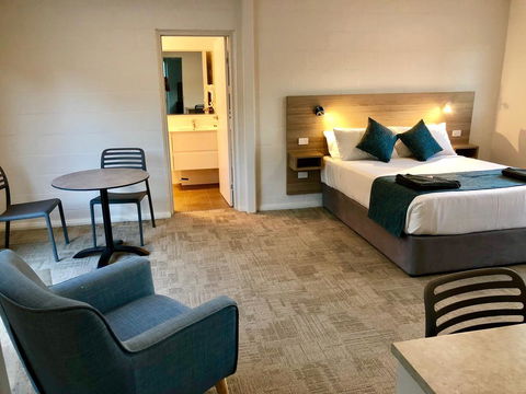 Gundagai Tourist Suites - Holiday Cairns 0