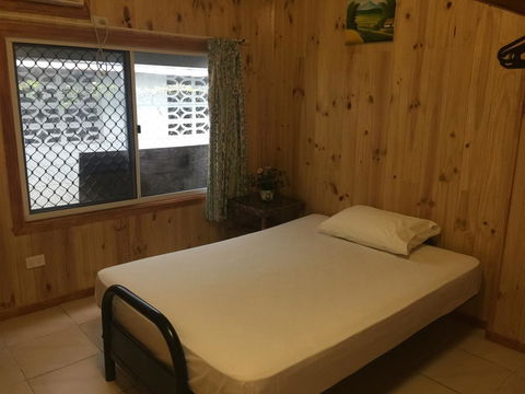 Happytourcairns Sharehouse - Holiday Cairns 1
