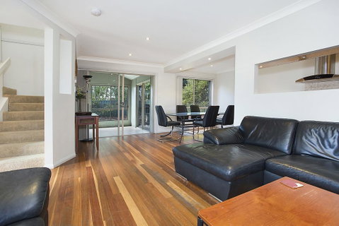 Harmony House - Bateau Bay, NSW - Holiday Cairns 2