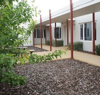 Heyfield Railway Hotel - Holiday Cairns