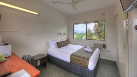 Hi-Way Motel Grafton - Holiday Cairns 2