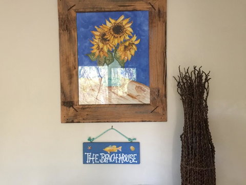 Holiday Home In The Heart Of Anglesea - Holiday Cairns 1