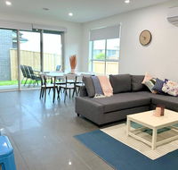 Homely Getaways in New Torquay - Holiday Cairns