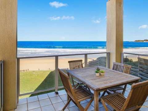 Horizons - 1/99 Ocean View Drive - Holiday Cairns 0