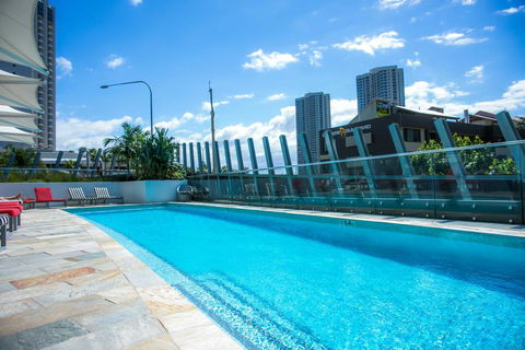 Hostrelax Residences On Surfers - Holiday Cairns 1