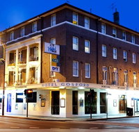 Hotel Gosford - Holiday Cairns
