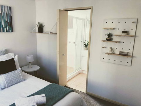 Island Central - Close To Everything! Free WiFi & Netflix - Holiday Cairns 2