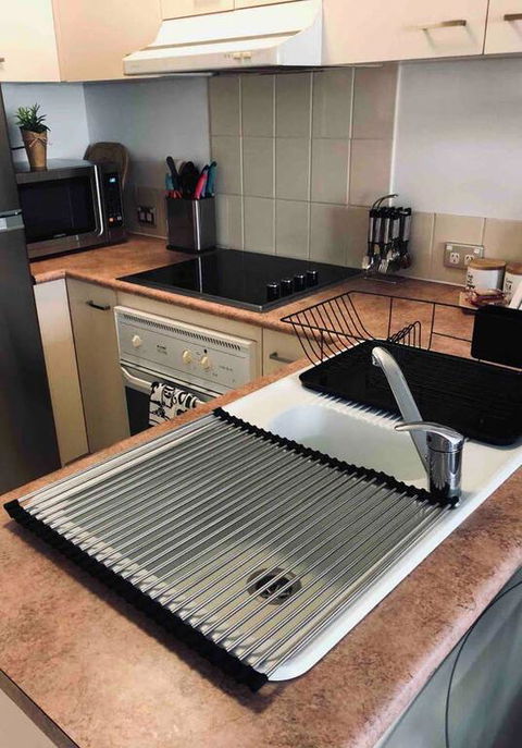 Island Central - Close To Everything! Free WiFi & Netflix - Holiday Cairns 3