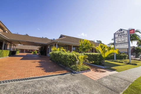 Island Palms Motor Inn - Holiday Cairns 1