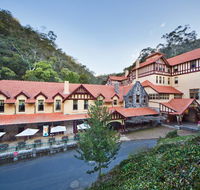 Jenolan Caves House - Holiday Cairns