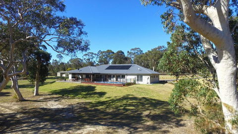 Jervis Bay Country Retreat - Rural Family Retreat! - Holiday Cairns 0