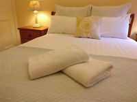 Book Castlemaine Accommodation Vacations Holiday Cairns Holiday Cairns