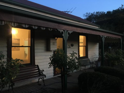 Kaikora Seaside Cottage - Holiday Cairns 0