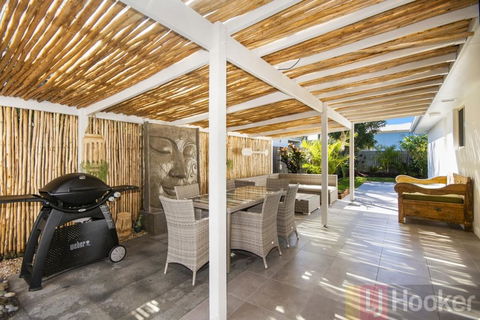 Kailani Beach House - Holiday Cairns 1