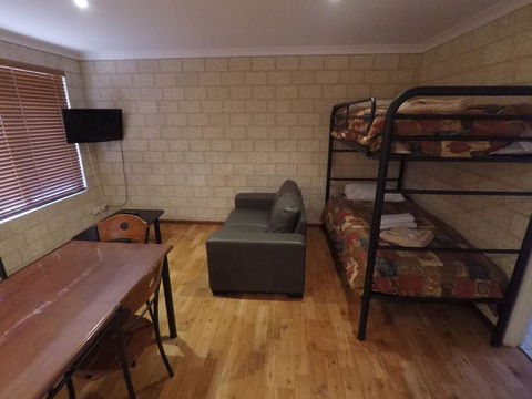 Kalbarri Tudor Holiday Park - Holiday Cairns 3