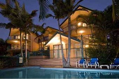 Karana Palms Self Contained Apartments - Holiday Cairns 0
